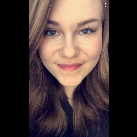 Meet your Posher, Haley - Picture 1 of 1